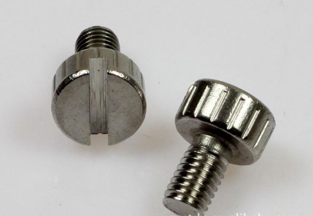 内三角螺丝没工具怎么拧